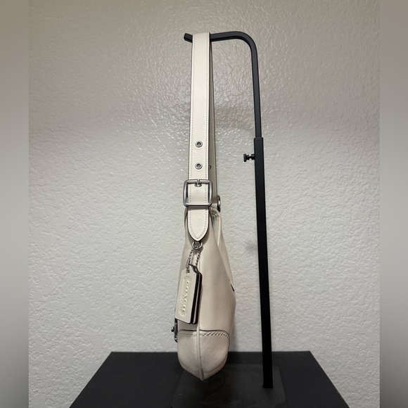 Coach Hamptons Shoulder Bag - Chalk with Silver Hardware - Picture 3 of 10